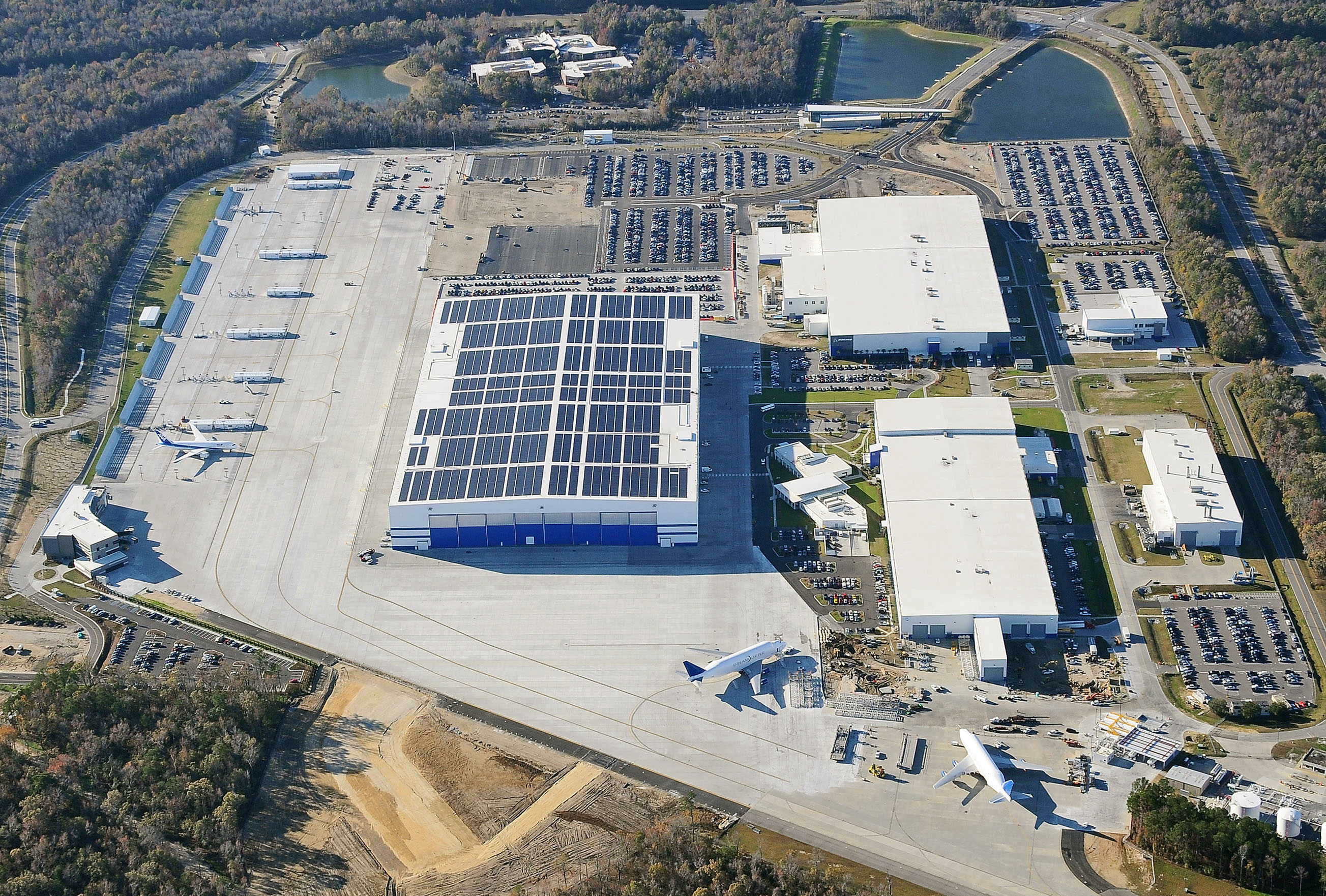 Boeing's Charleston Plant as seen from above. The site's 787 final assembly building is at the center and covered with solar panels.