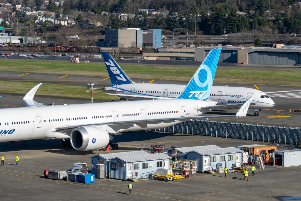 Boeing plays hardball after SPEEA members spurn contract offer